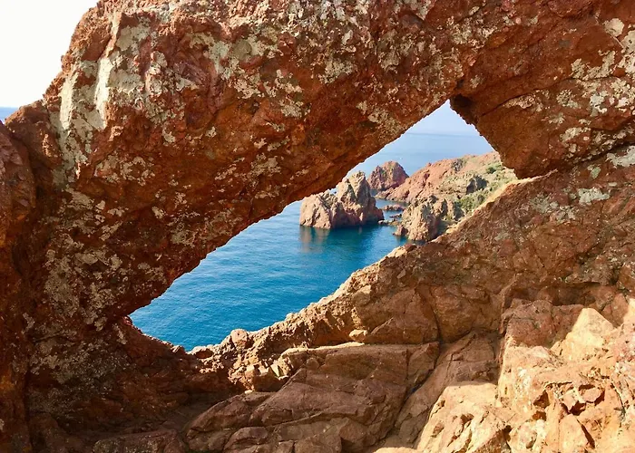 Bed,kitchen&swimming Pool Esterel
