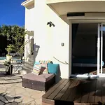 לינה וארוחת בוקר Bed,kitchen And Swimming Pool Esterel Saint-Raphaël